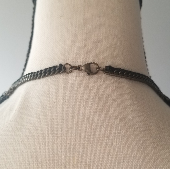 ⚜ Black Fringes Statement Necklace ⚜ - Picture 4 of 9